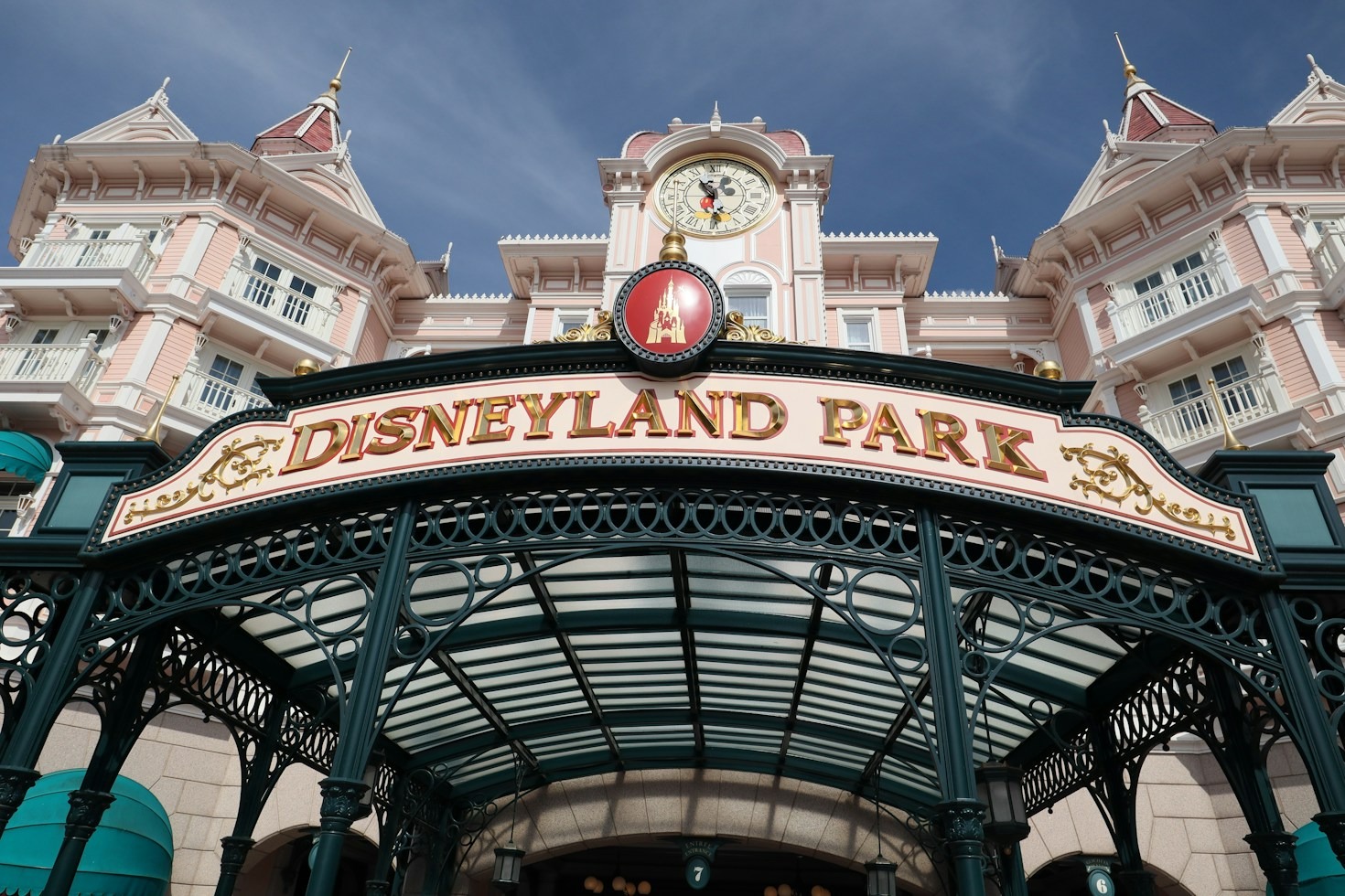 Flying to Disneyland Paris: Best Routes and Tips from Irish Airports